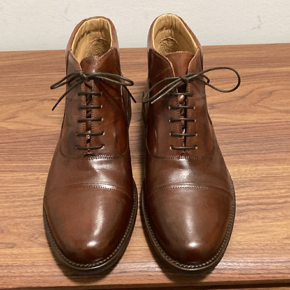Johnston & Murphy NWOT Handcrafted Meade Cap Toe Ankle Boot in Brown Calfskin.